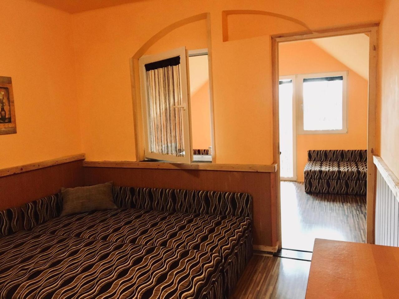 Aparthotel Vakacio Ueduelo Révfülöp Exteriér fotografie