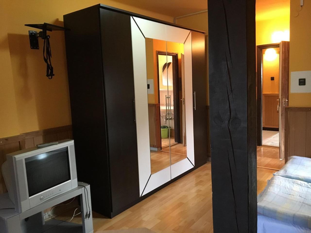 Aparthotel Vakacio Ueduelo Révfülöp Exteriér fotografie
